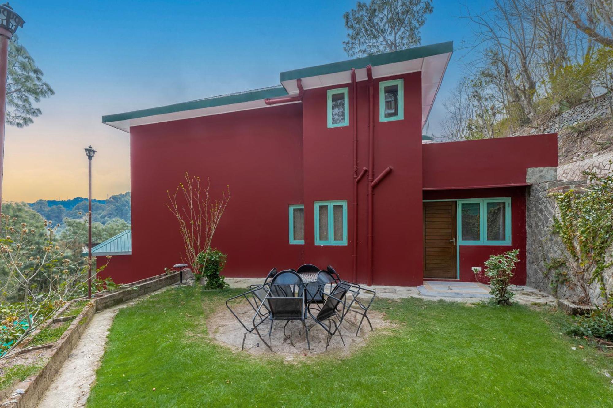 Western Edge Kasauli !Lawn! Bonfire! Peace! Pvt Villa ! Luaran gambar